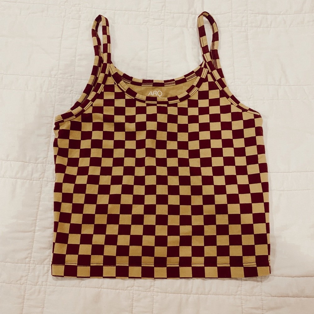 Arq Crop Tank